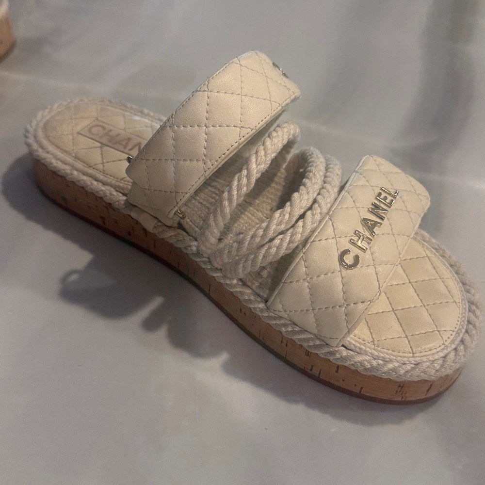 CHANEL Cream Quilted Rope Strap Slide Sandals - Picture 7 of 11